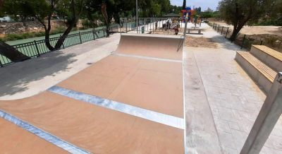 Outdoor skatepark and skate ramps — Elysee