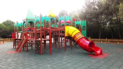 Wooden playground — Elysee