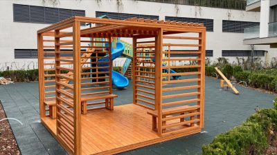 Wooden gazebo and garden seating — Elysee