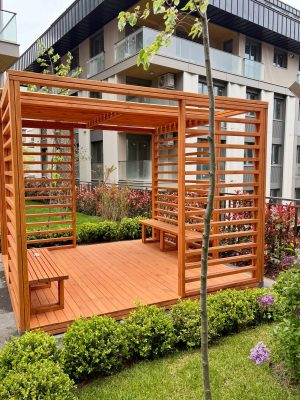 Wooden pergola and seating area — Elysee