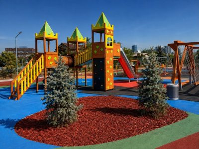 Wooden playground with green towers — Elysee