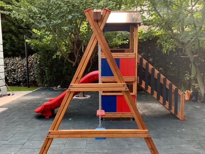Swing and wooden play area — Elysee