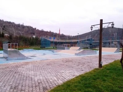 Skatepark and ramps — Elysee