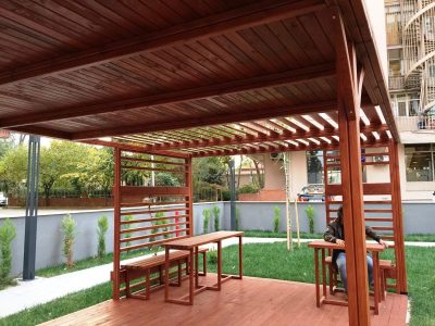 Wooden gazebo and garden seating — Elysee