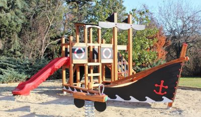 Ship-themed wooden playground — Elysee